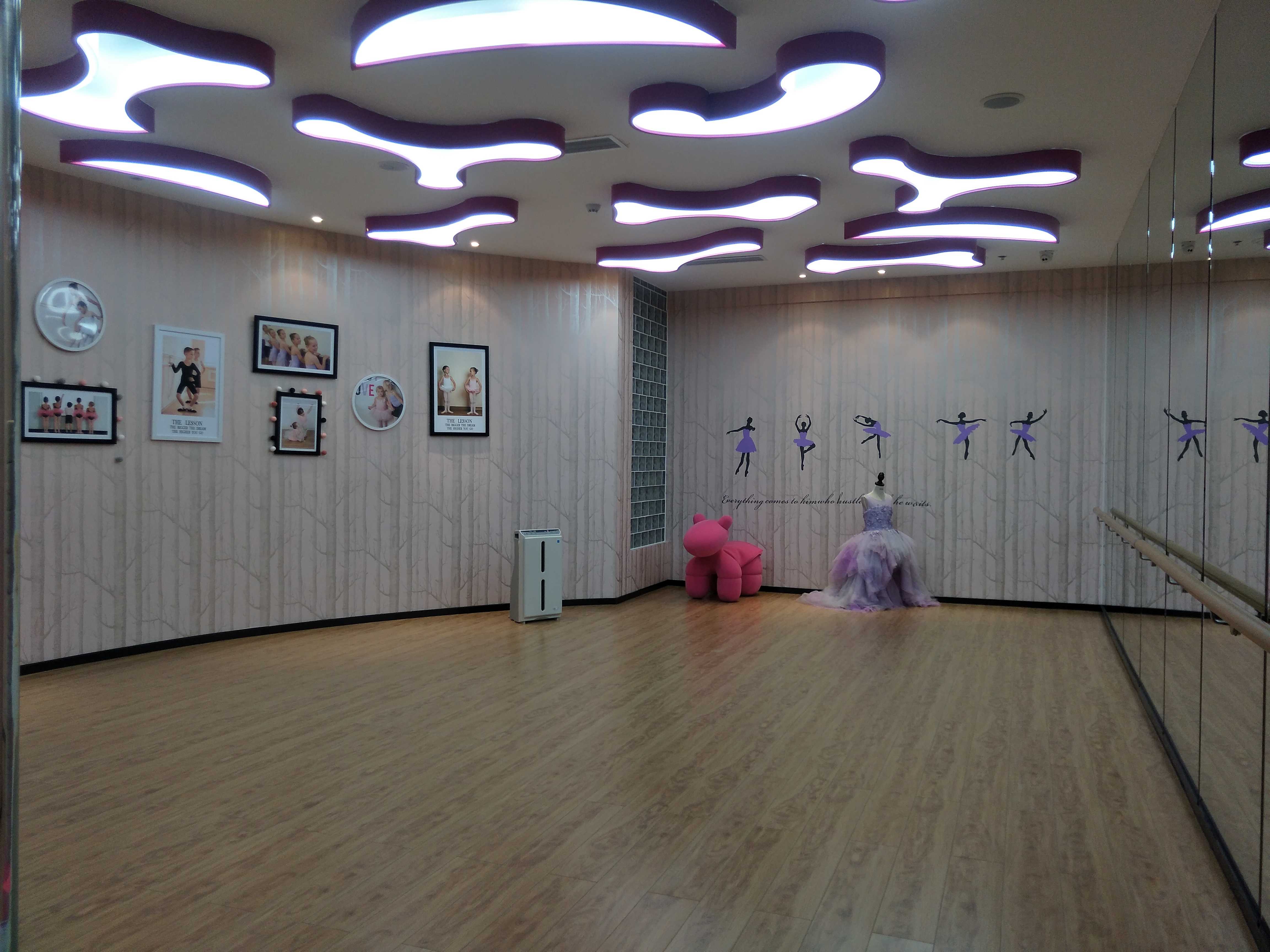 intelligence，Pleasure，sth. extraordinarily interesting，Children's dream，