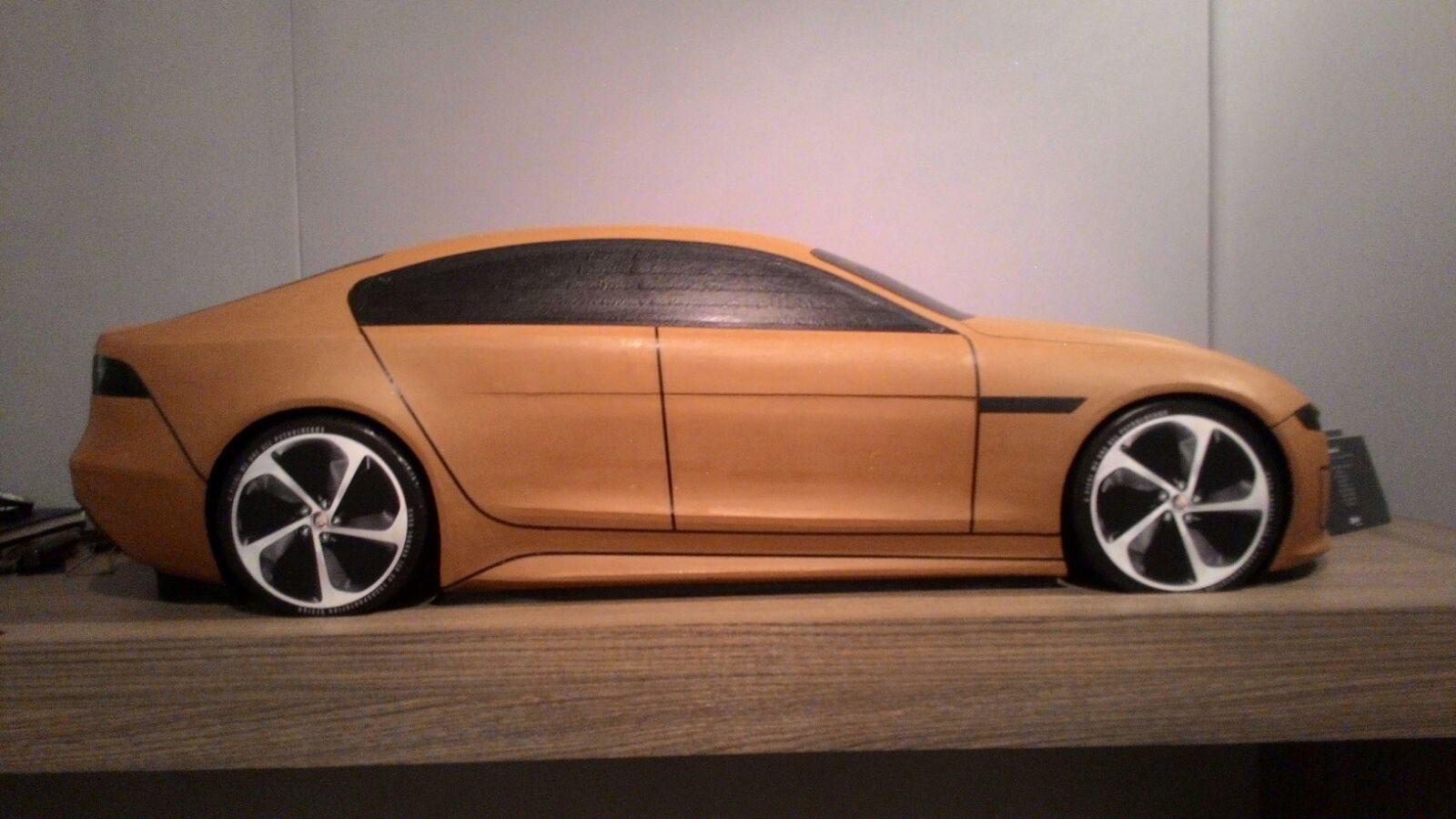 喜欢汽车设计的点进来!捷豹xe油泥制作