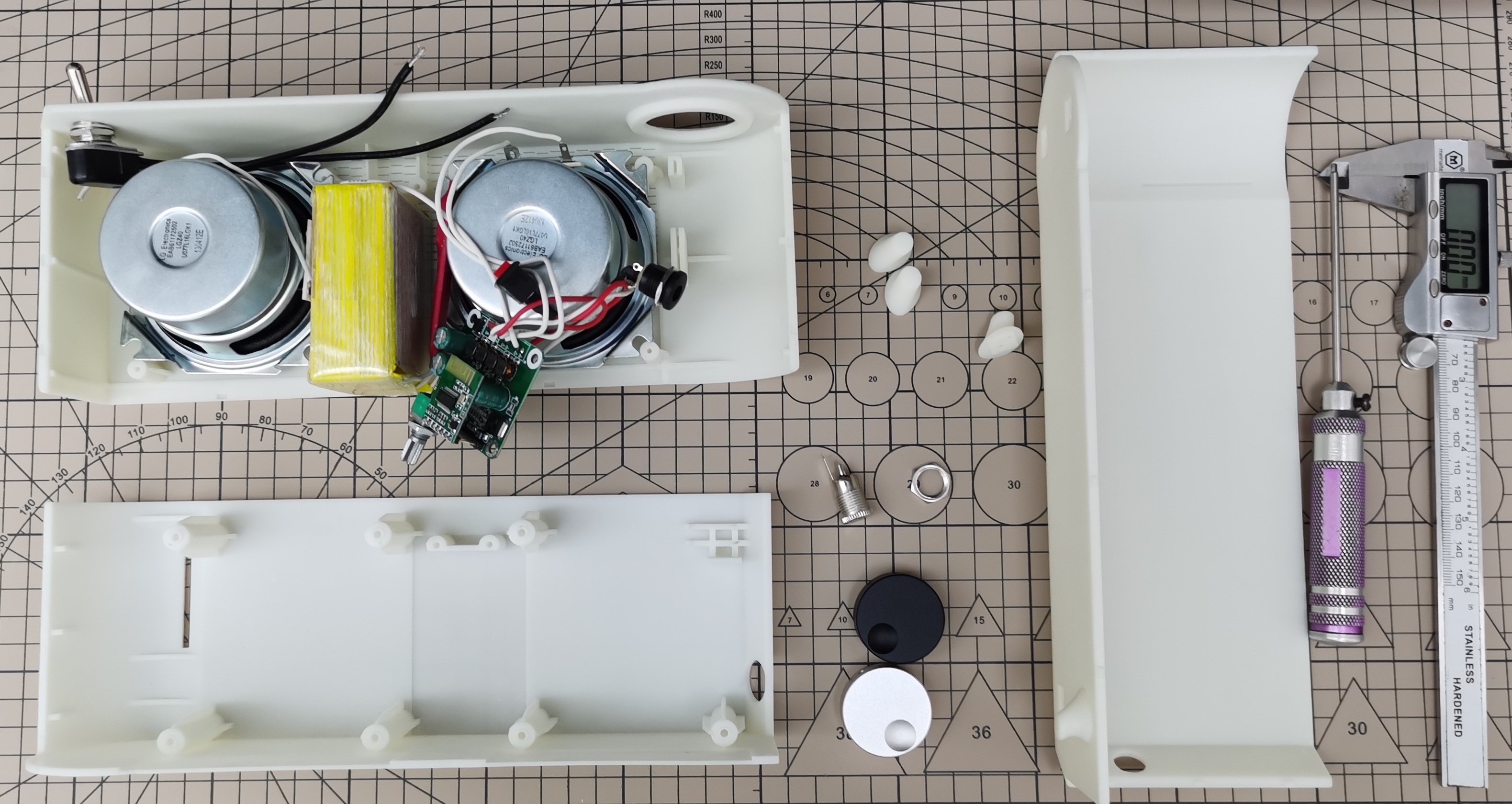 Bluetooth Speaker ，Retro，Rationalism，