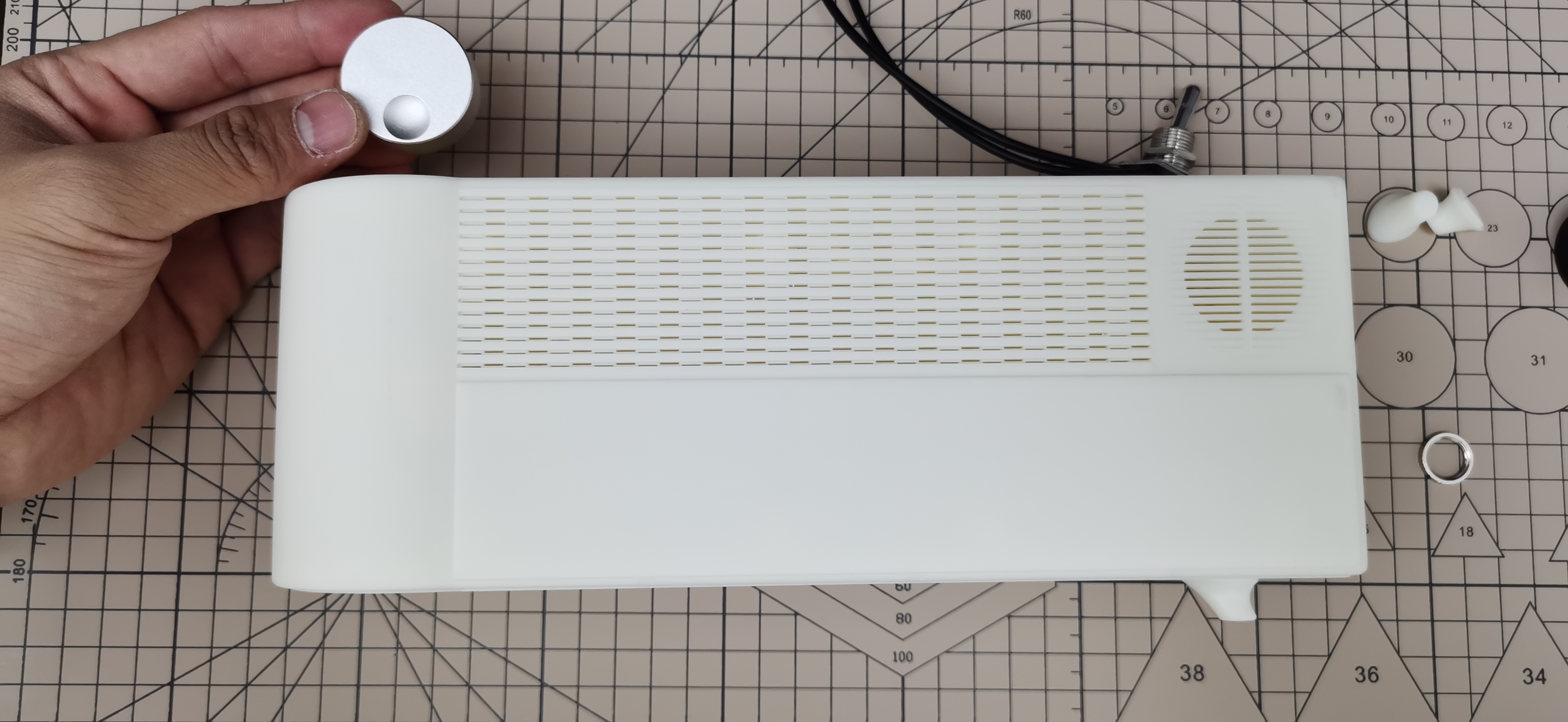 Bluetooth Speaker ，Retro，Rationalism，