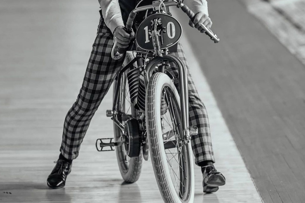 racing，Retro，Electric vehicle，