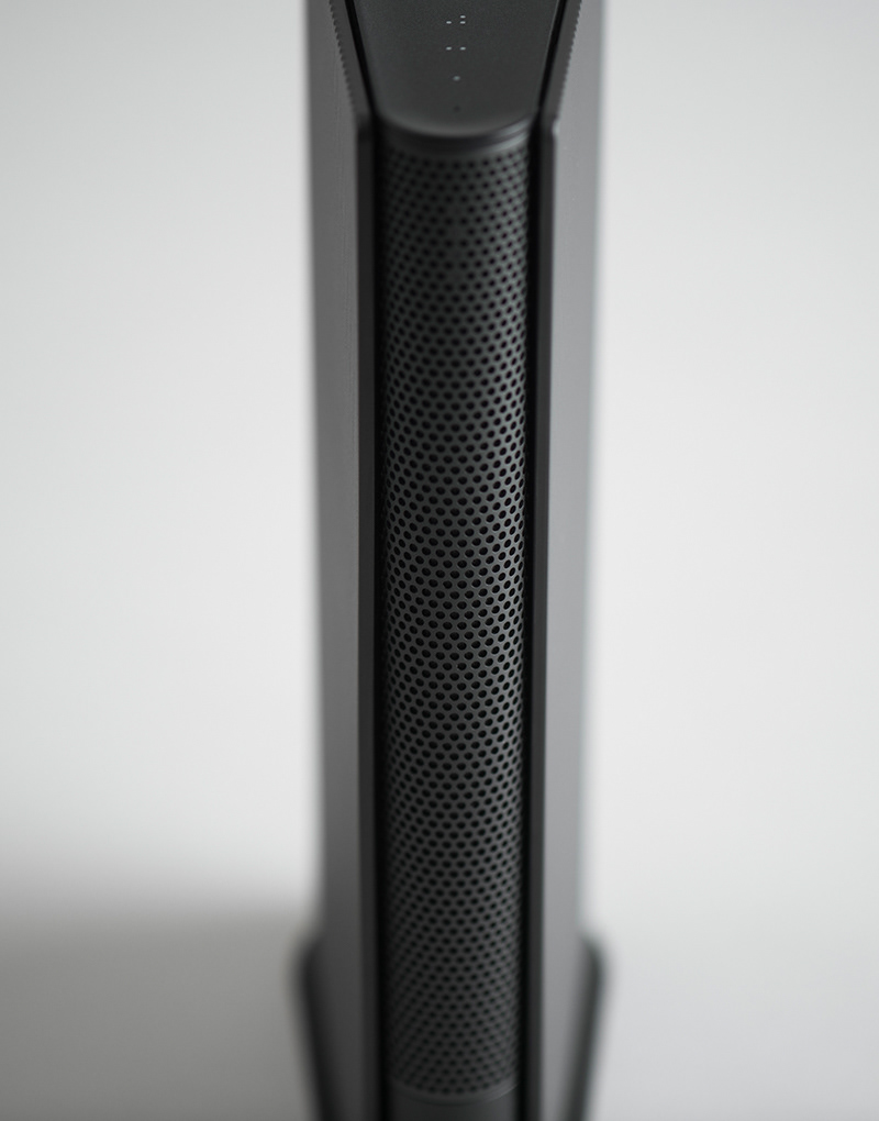 Beosound Emerge，speaker，book，knitting，aluminium，