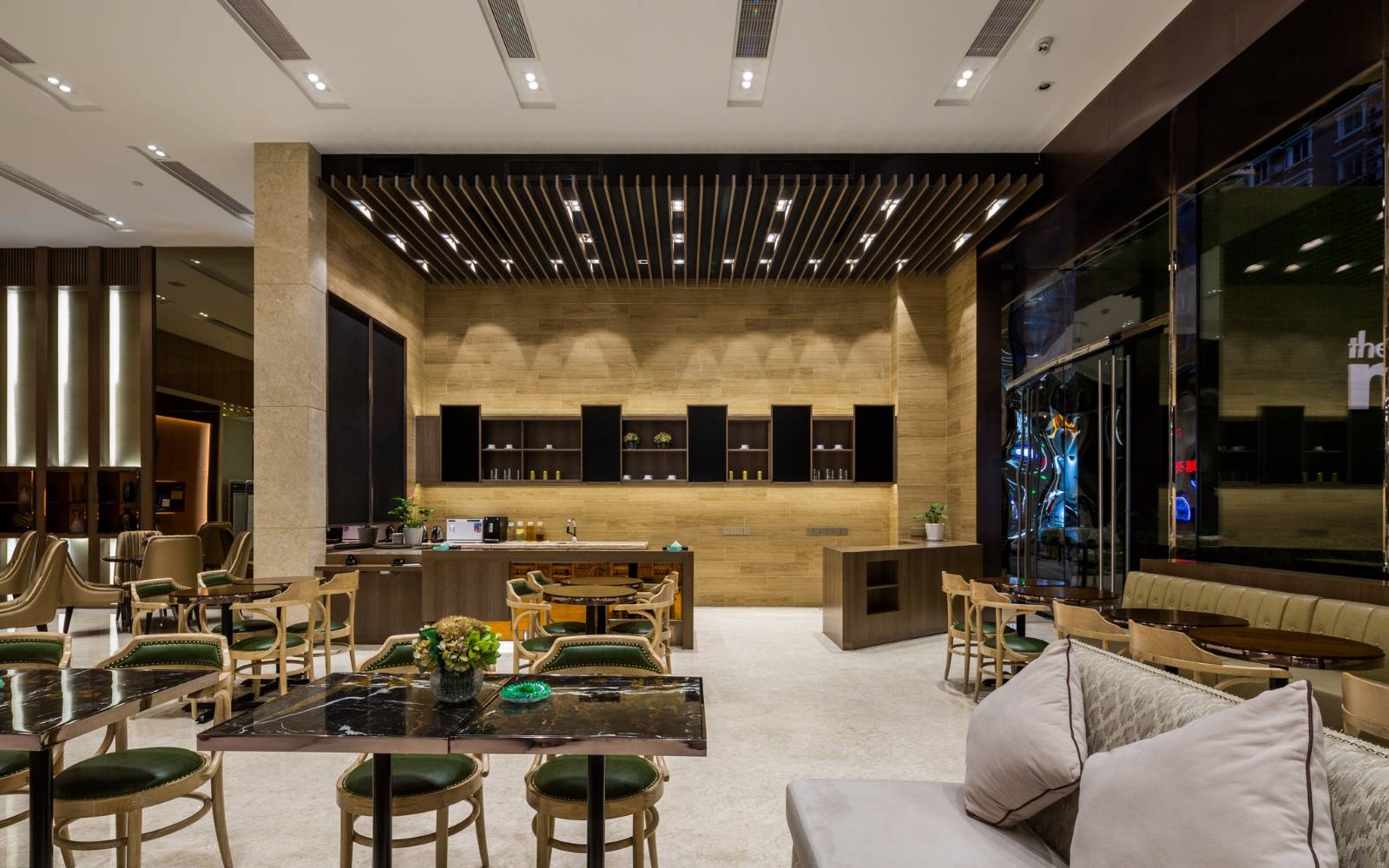 space，Sales center，