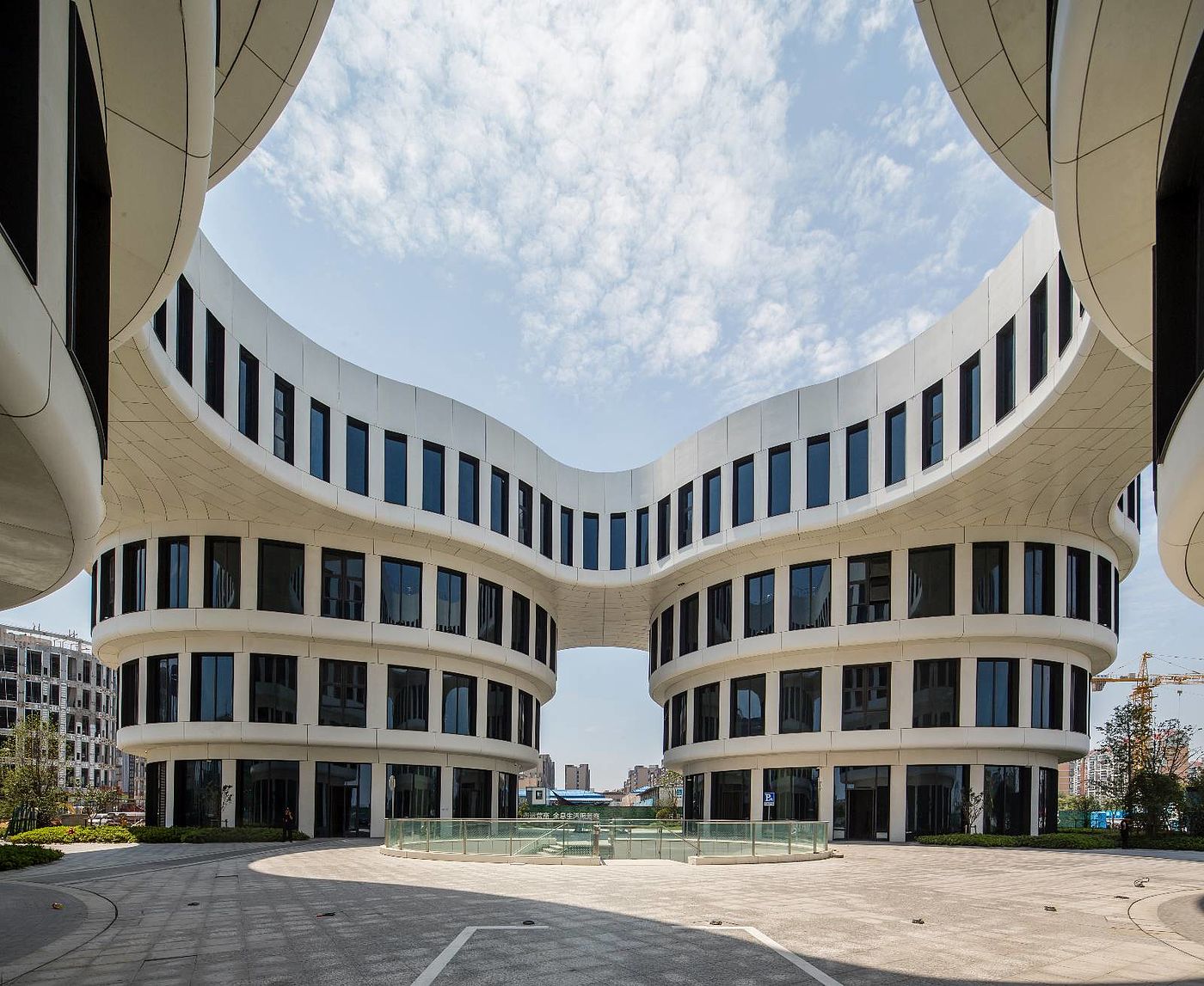 space，Office building，