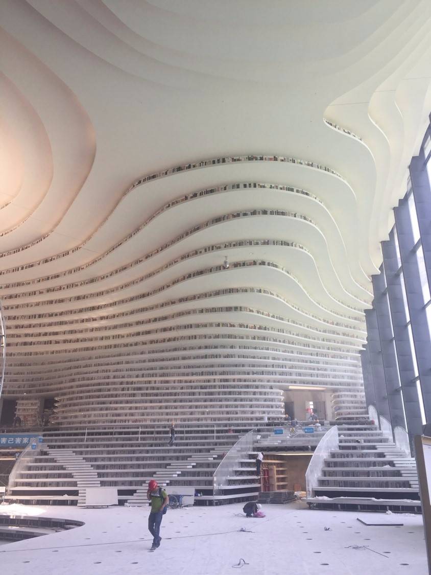 space，Art and culture，