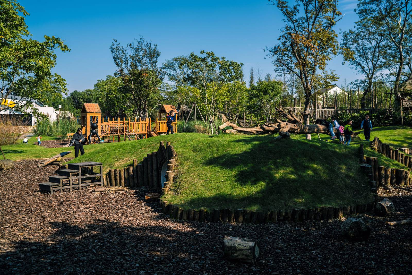 space，Theme park design，