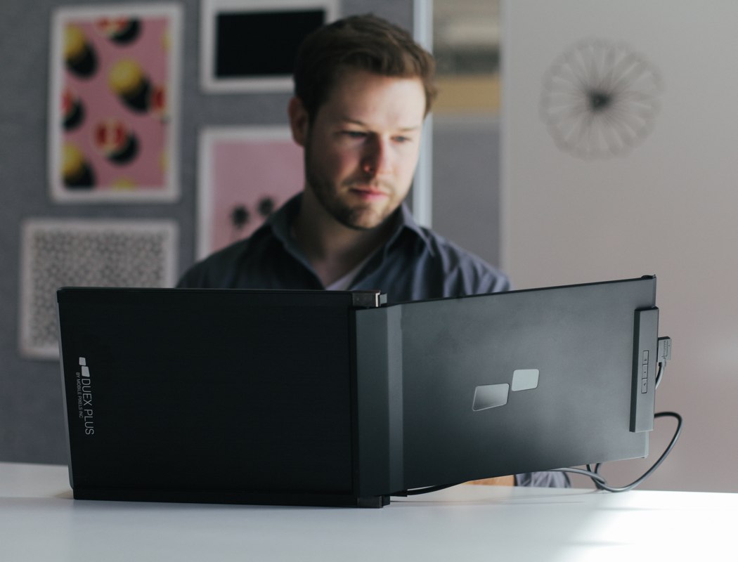 Duex notebook，portable，Double screen，