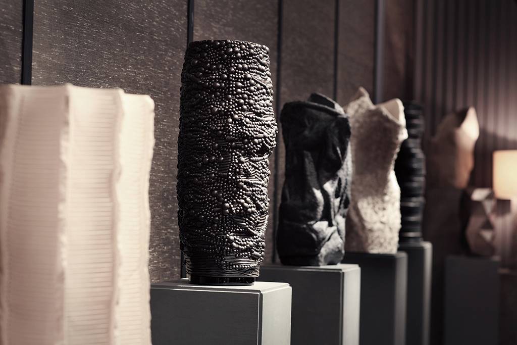 space，Display sales，