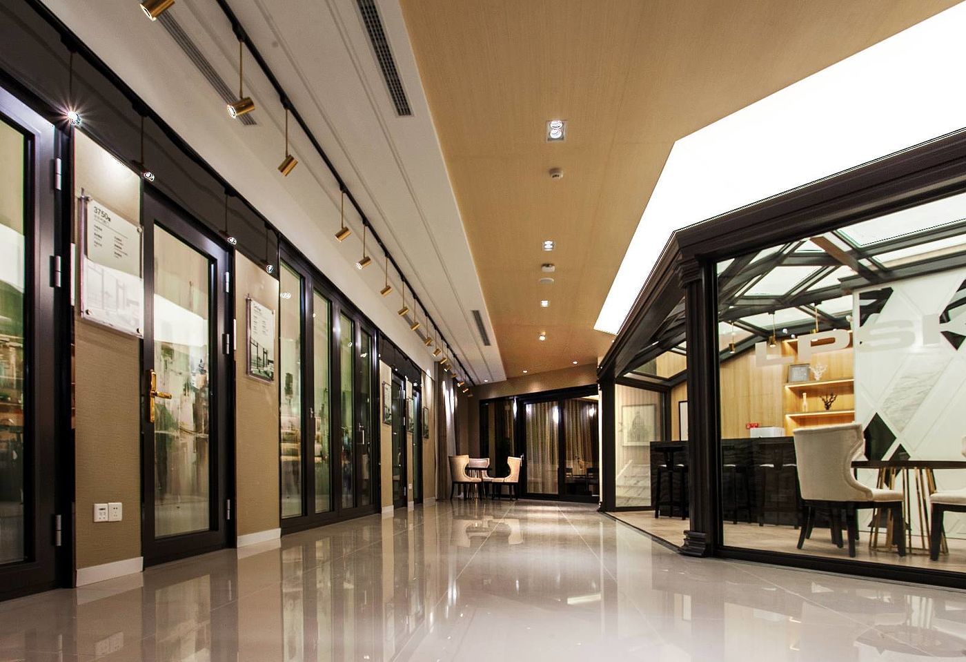 space，Door and window exhibition hall，