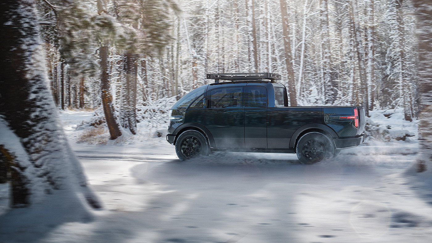 Pickup truck，Electric，Futurist，field，
