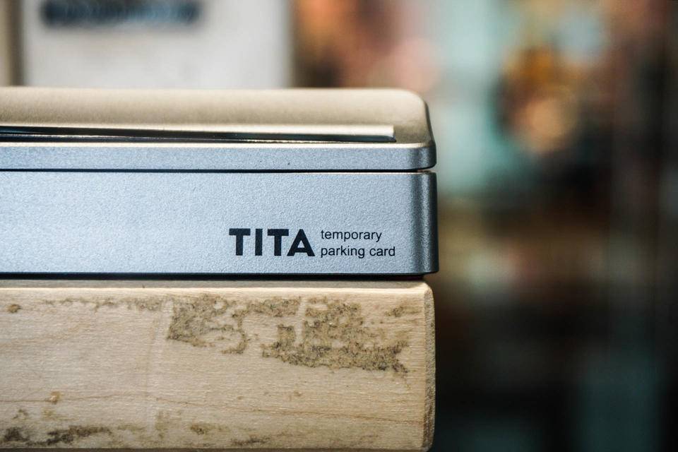 Car perimeter，science and technology，originality，Parking number plate，