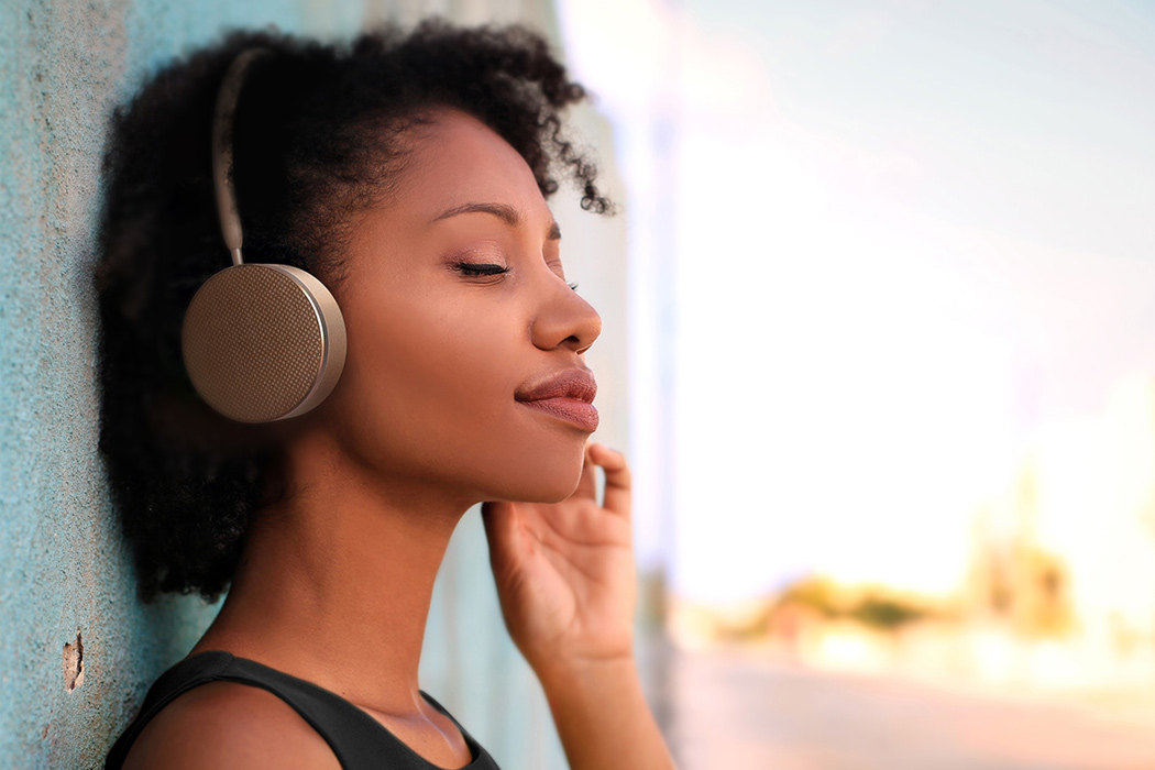 speaker，headset，music，combination，