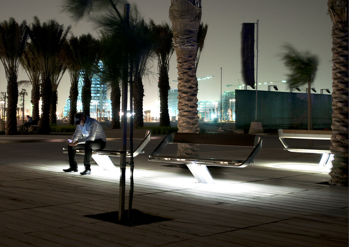 outdoors，bench，Rest stool，