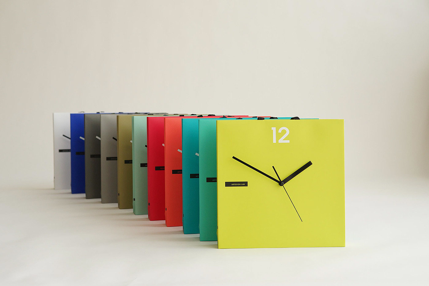 钟表，纸袋，绿色设计，回收，