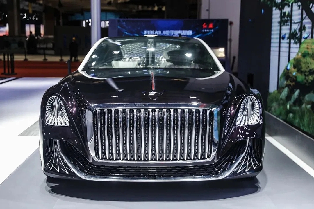 Red flag concept car，red flag，