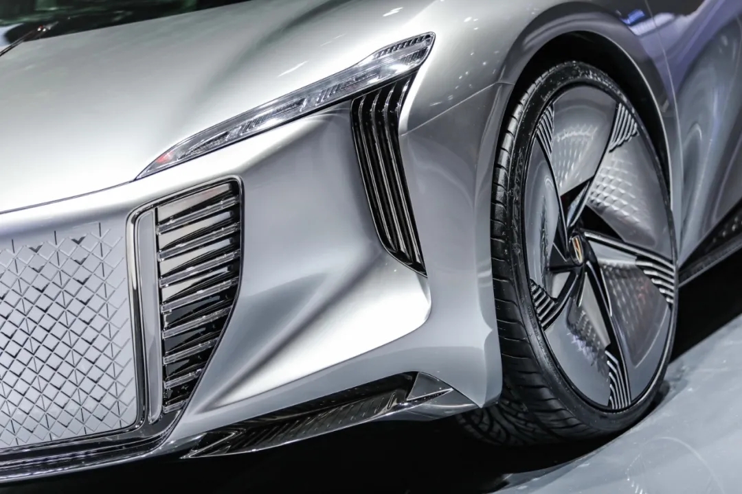 Red flag concept car，red flag，