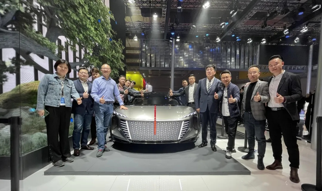 Red flag concept car，red flag，