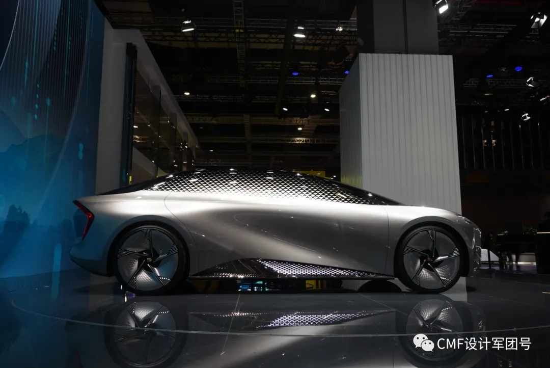 Red flag concept car，red flag，