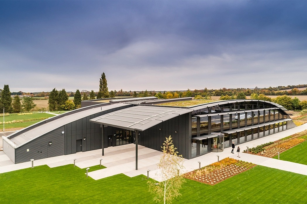 Office building?，sustainable，Architecture，Green roof，