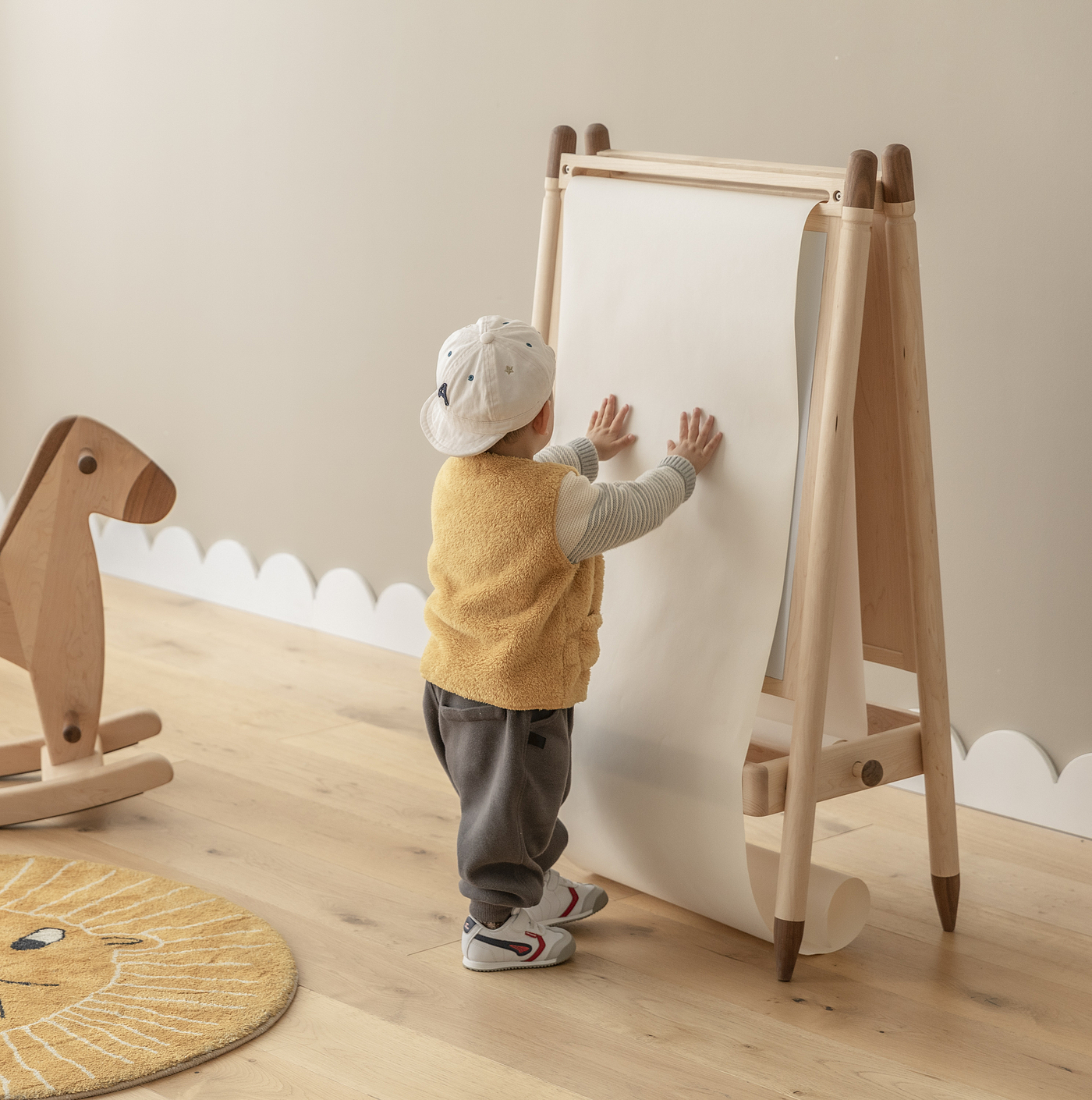 Children's furniture，Easel，Drawing board，Solid wood furniture，painting，Graffiti board，