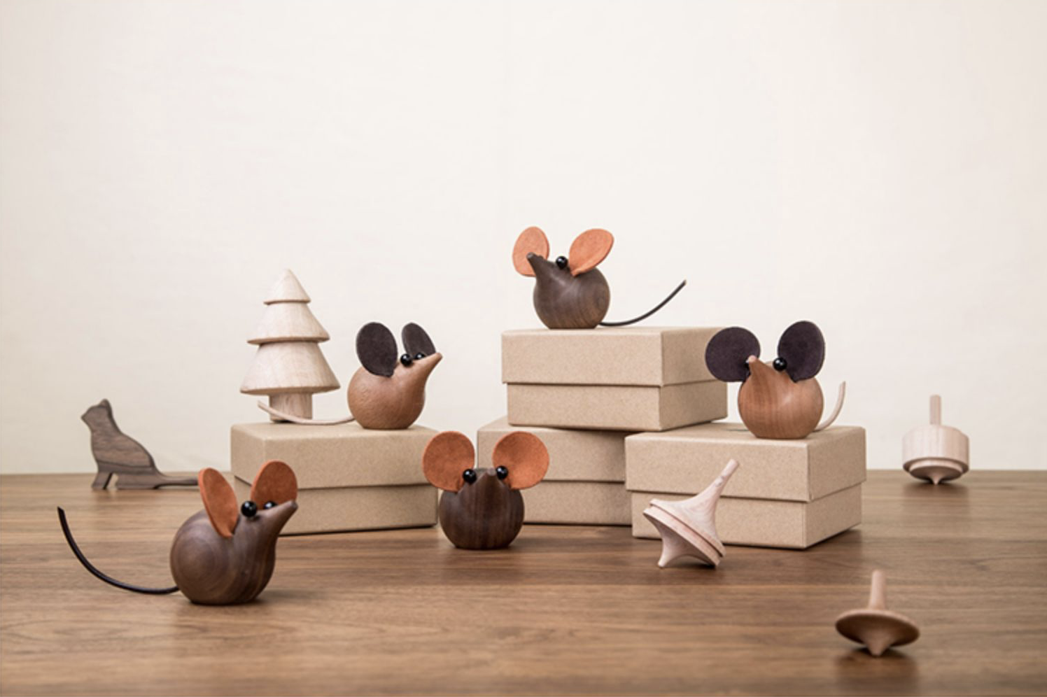 New Year gift，New Year gift，year of the rat，year of the rat，Toy ornaments，Toy ornaments，Animal ornaments，Animal ornaments，Solid wood ornaments，Solid wood ornaments，Solid wood toys，Solid wood toys，