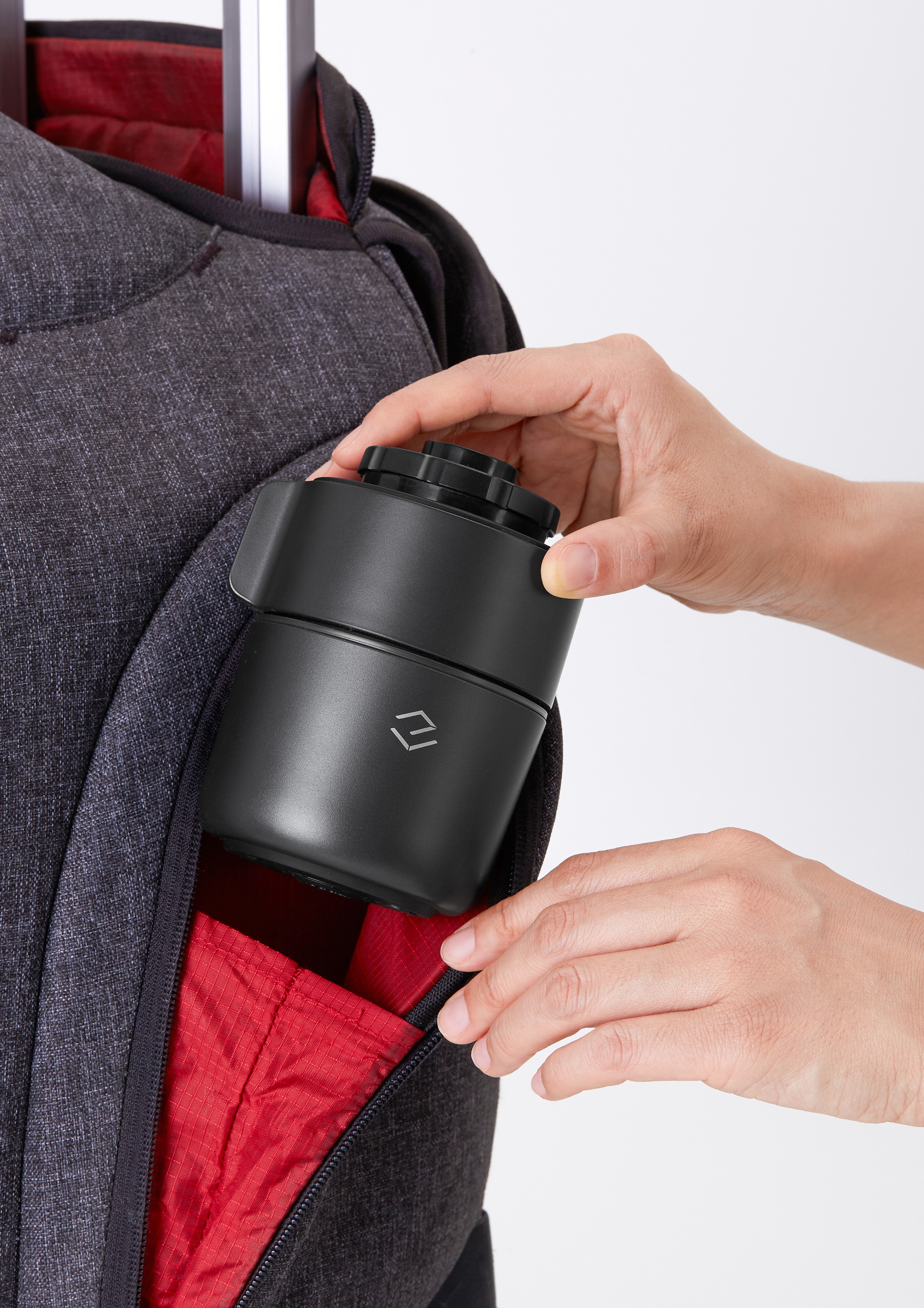 2020 CGD contemporary good design award，Water purifier，Yimu Technology，Moderate industrial design，