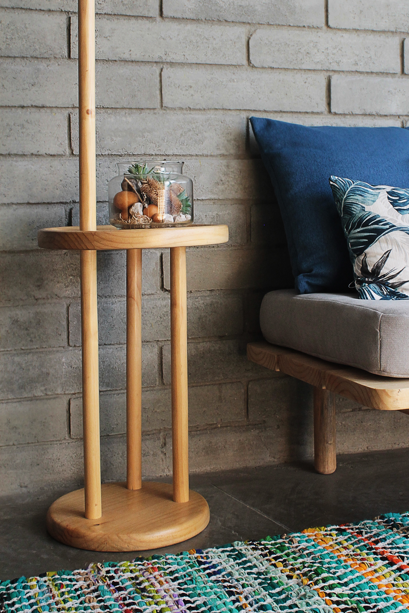 Aureliano，coat hanger，Side table，