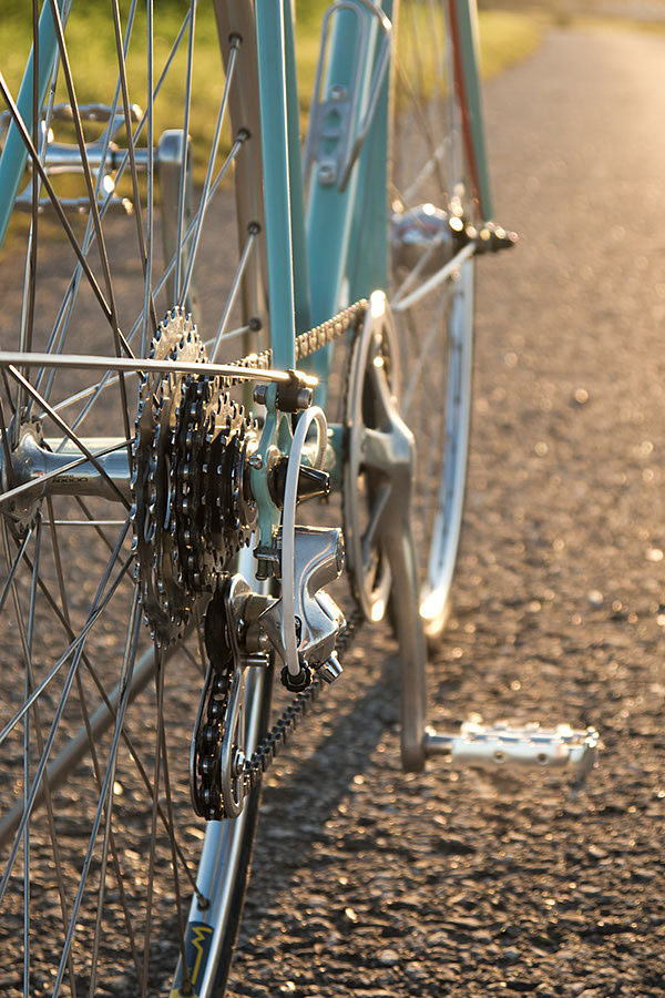 Bicycle，Component details，Light blue，automative lighting，