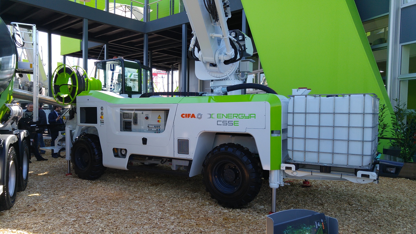 2017 red dot award，industrial design，Two cars，Zoomlion，Industrial vehicle，