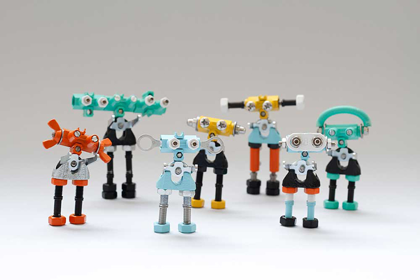 spare parts，assemble，Tiny Robots ，The OFFBITS，