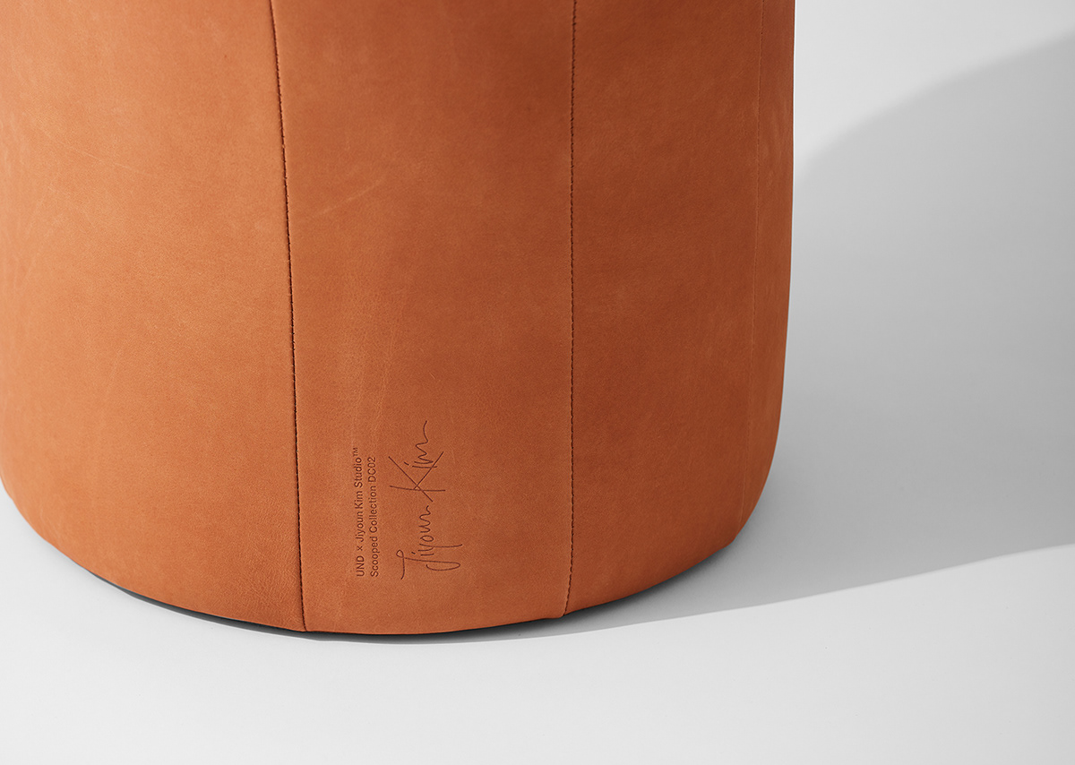 Jiyoun Kim Studio ™，sofa，Scooped Collection，Leatherwear，