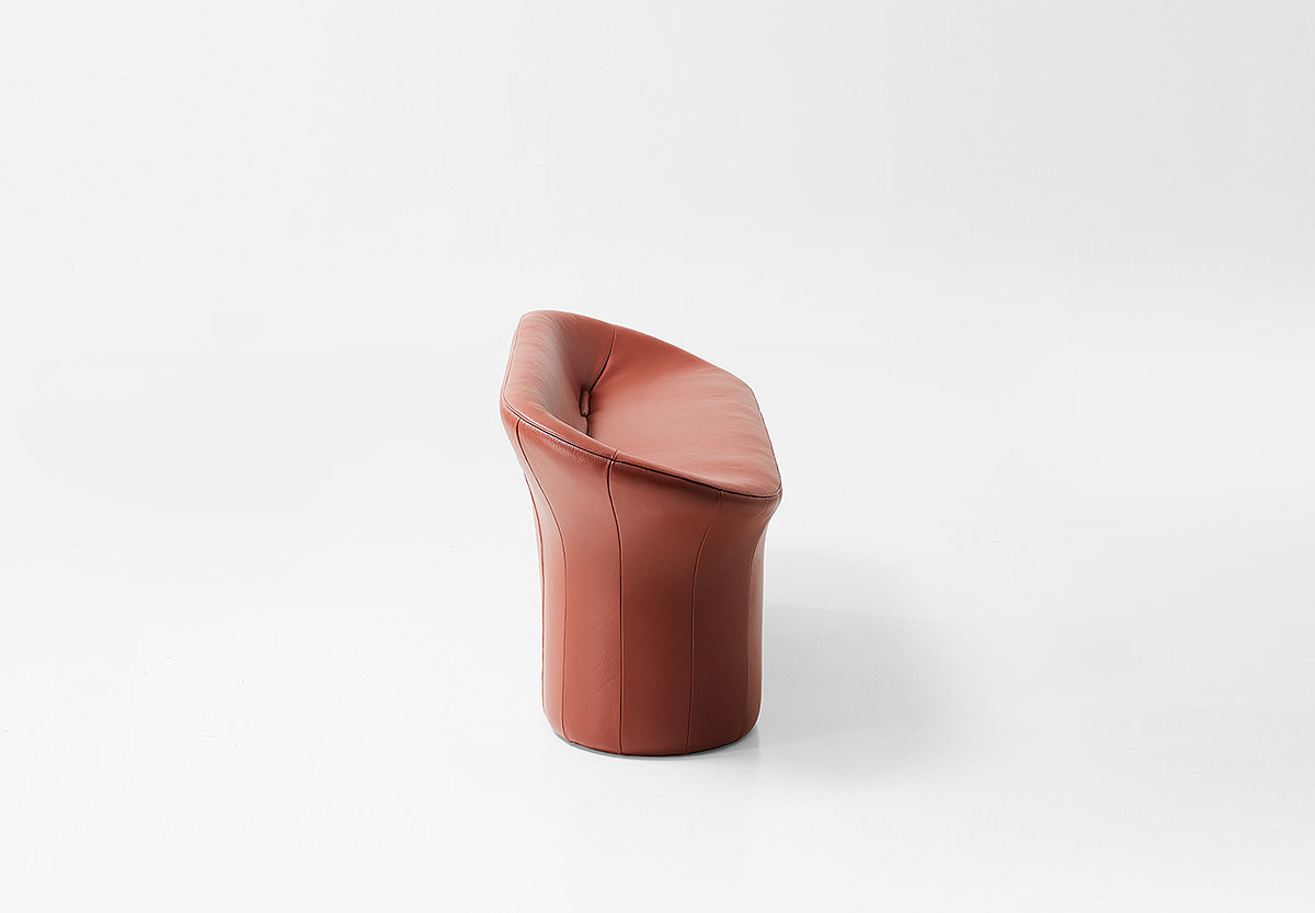 Jiyoun Kim Studio ™，sofa，Scooped Collection，Leatherwear，