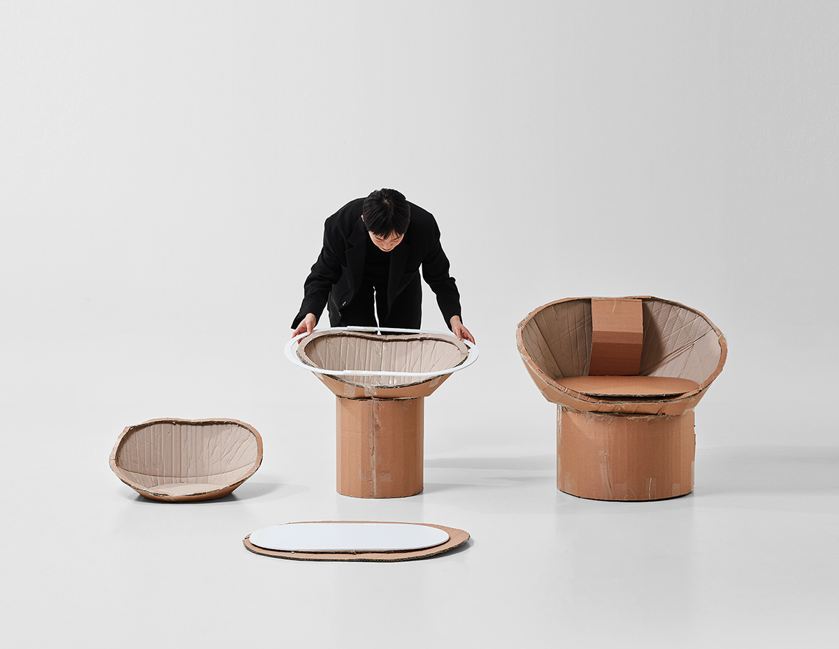 Jiyoun Kim Studio ™，sofa，Scooped Collection，Leatherwear，