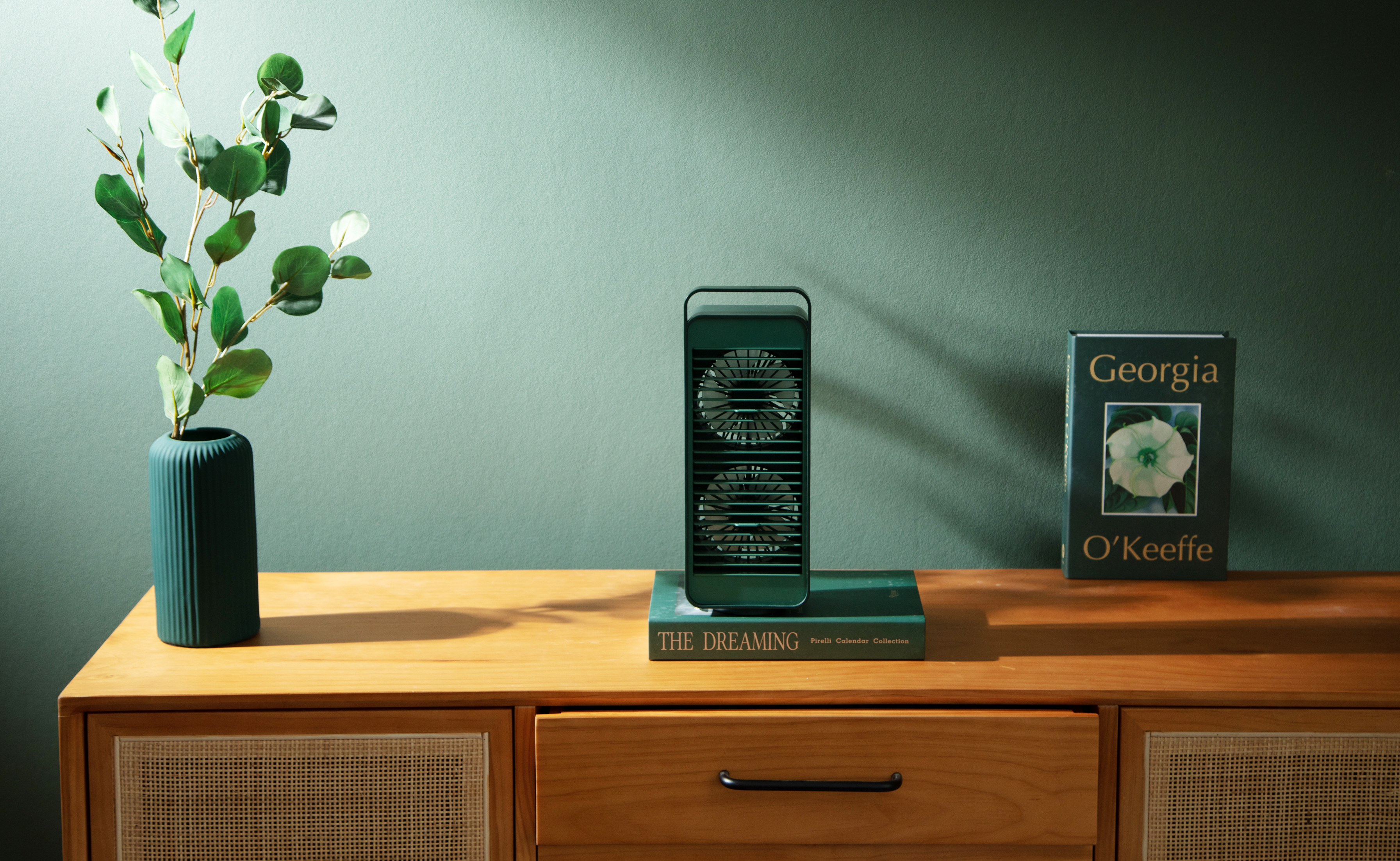 A desktop fan that surprises you，