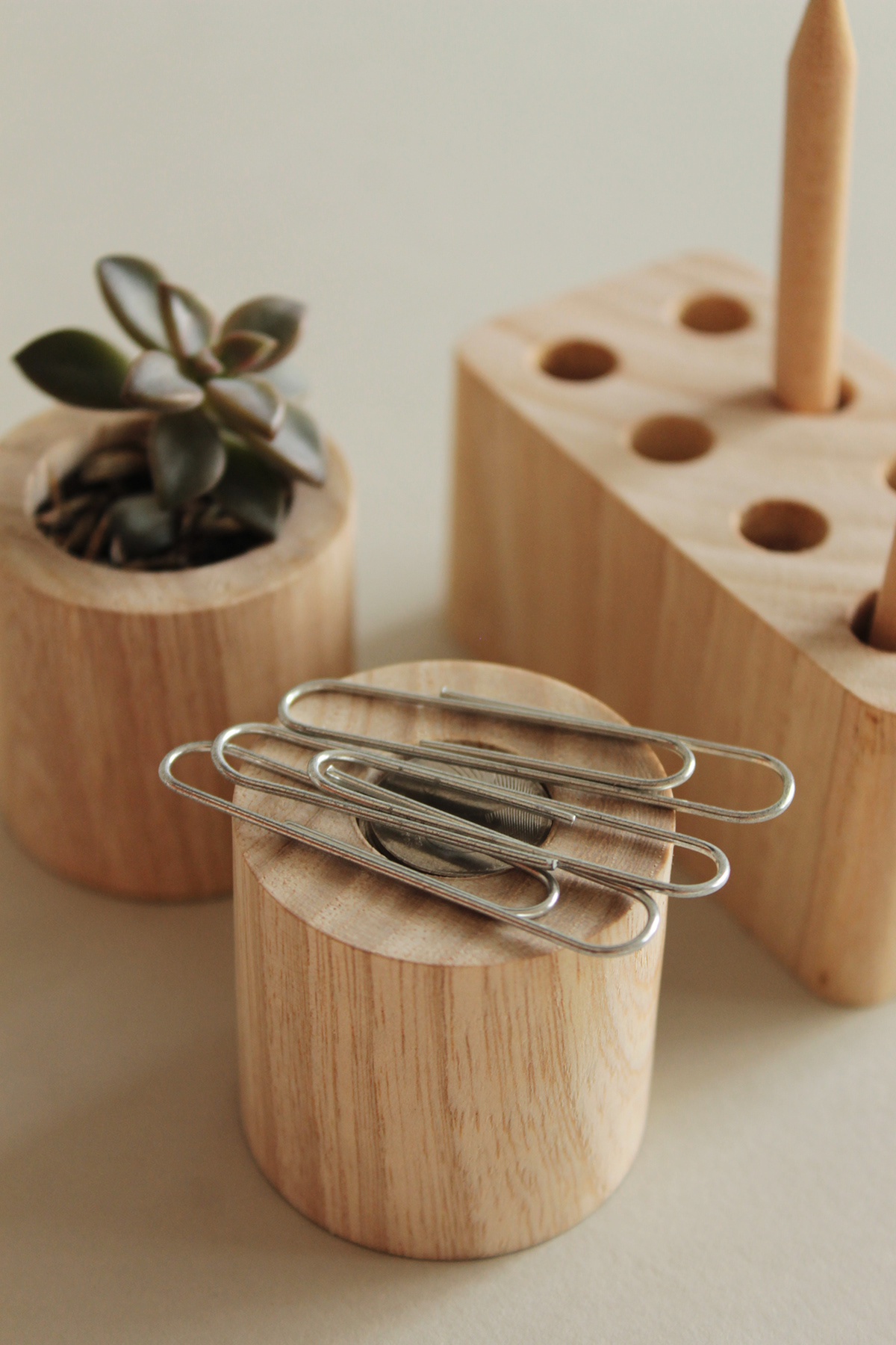 desktop，Storage，wooden ，