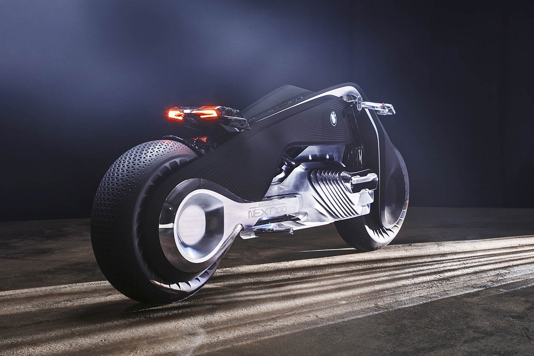 bmw，Next 100，motorcycle，Can't turn，