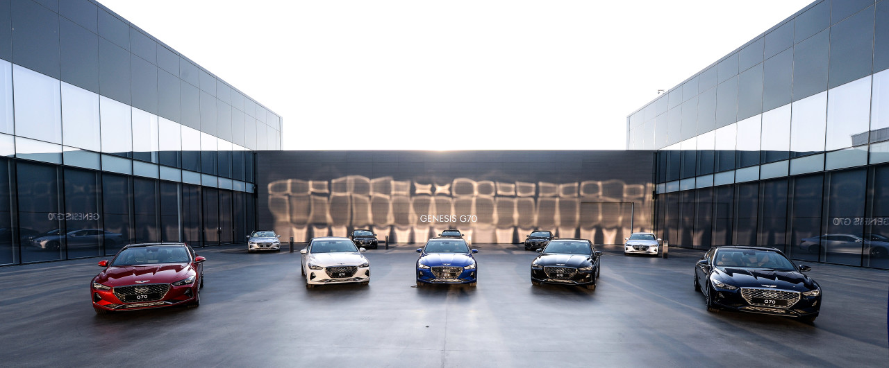 bmw，audi，Jens，Sports car，Automobile design，modern，high-end，