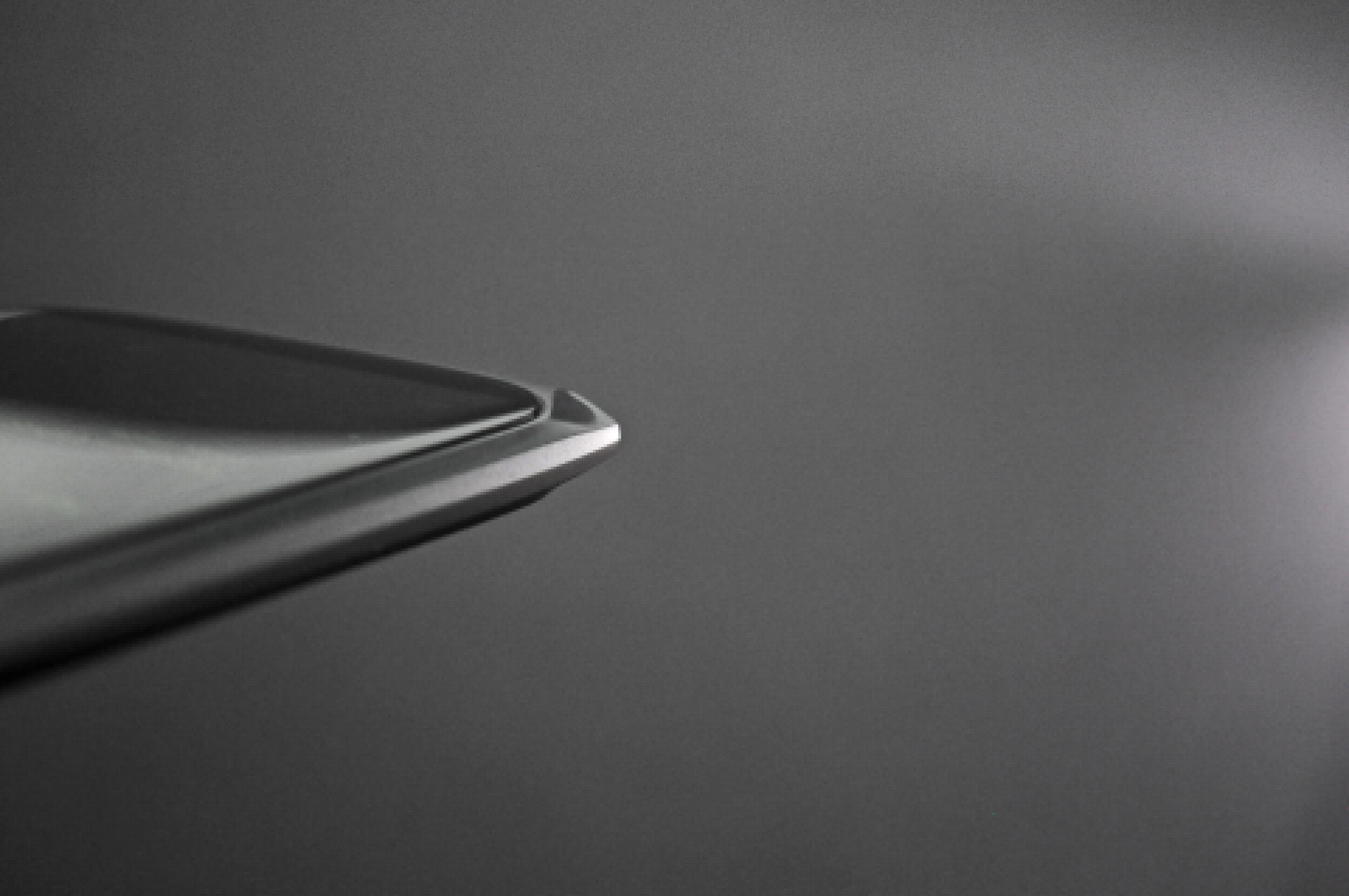 thick and heavy，Metal fuselage，Wireless charging，Vega Quar，