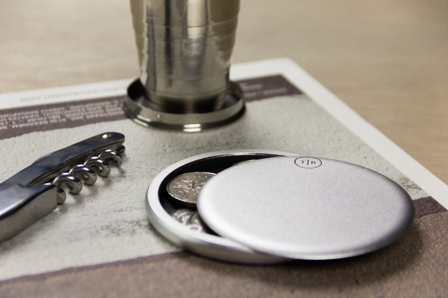 Simplicity，Shape design，Portable，