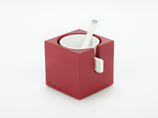 Switzerland，ecal，luxury goods，