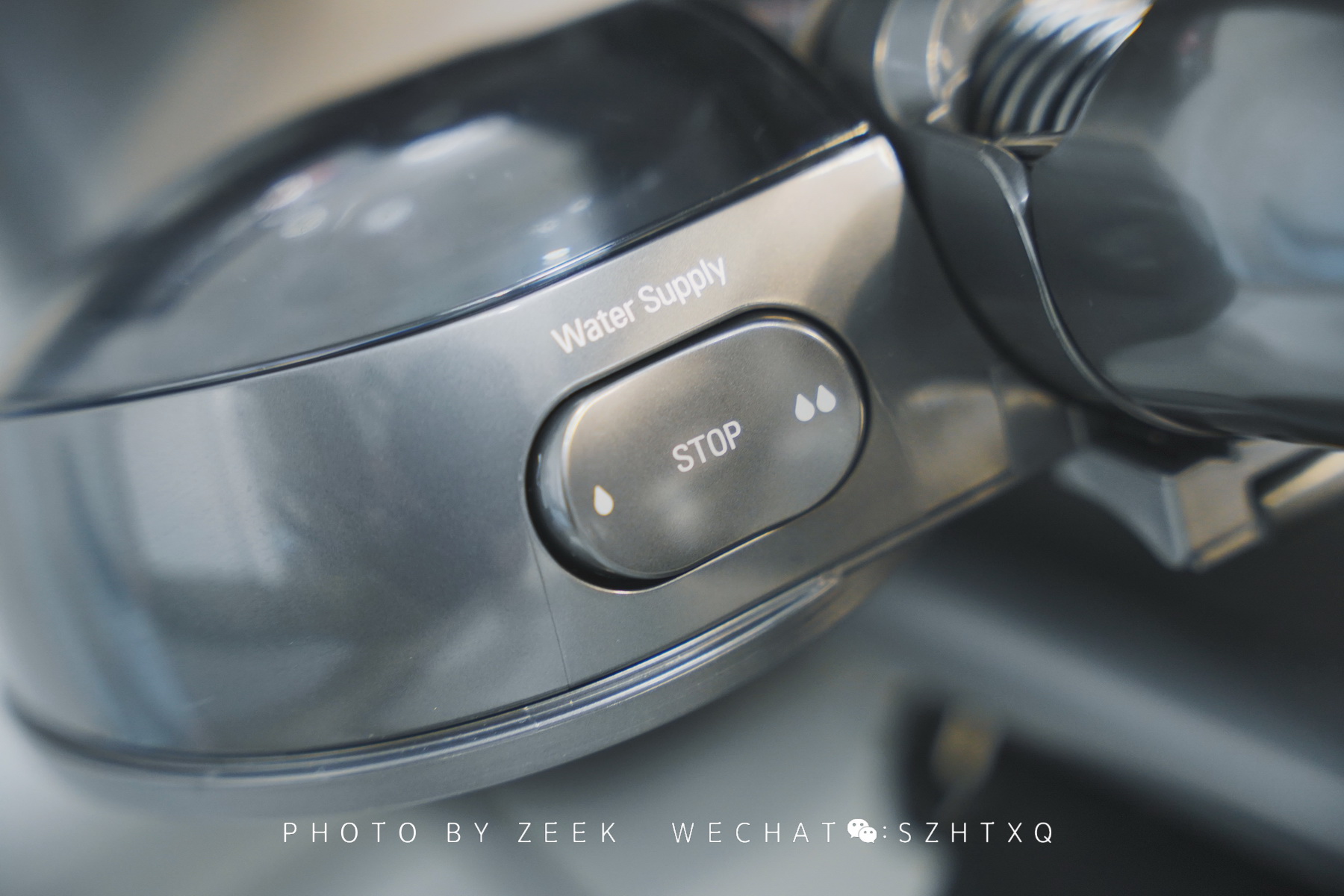 lg，Vacuum cleaner，household electrical appliances，housework，clean，Sweeping and towing integration，Sweep the floor，Mopping，