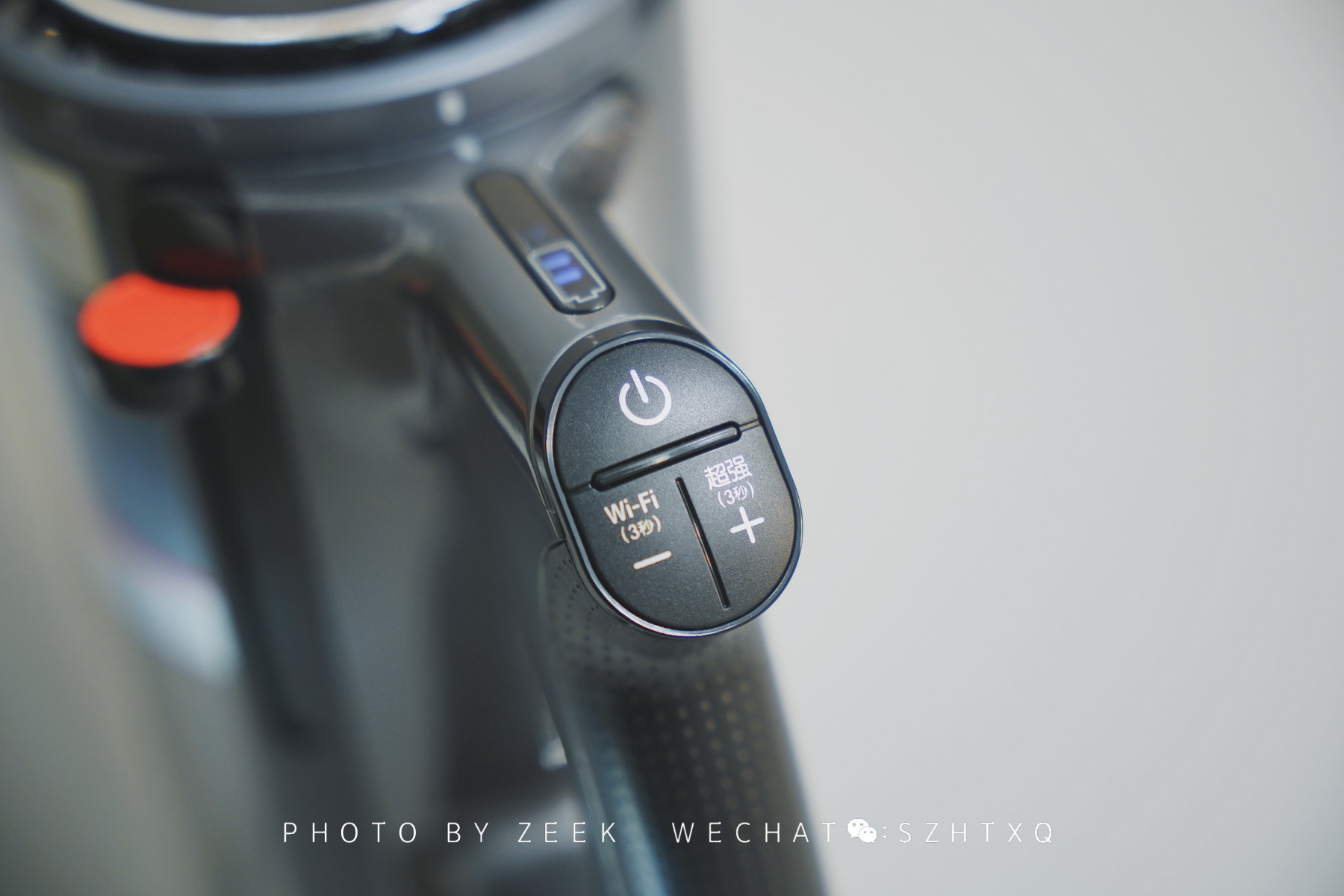 lg，Vacuum cleaner，household electrical appliances，housework，clean，Sweeping and towing integration，Sweep the floor，Mopping，