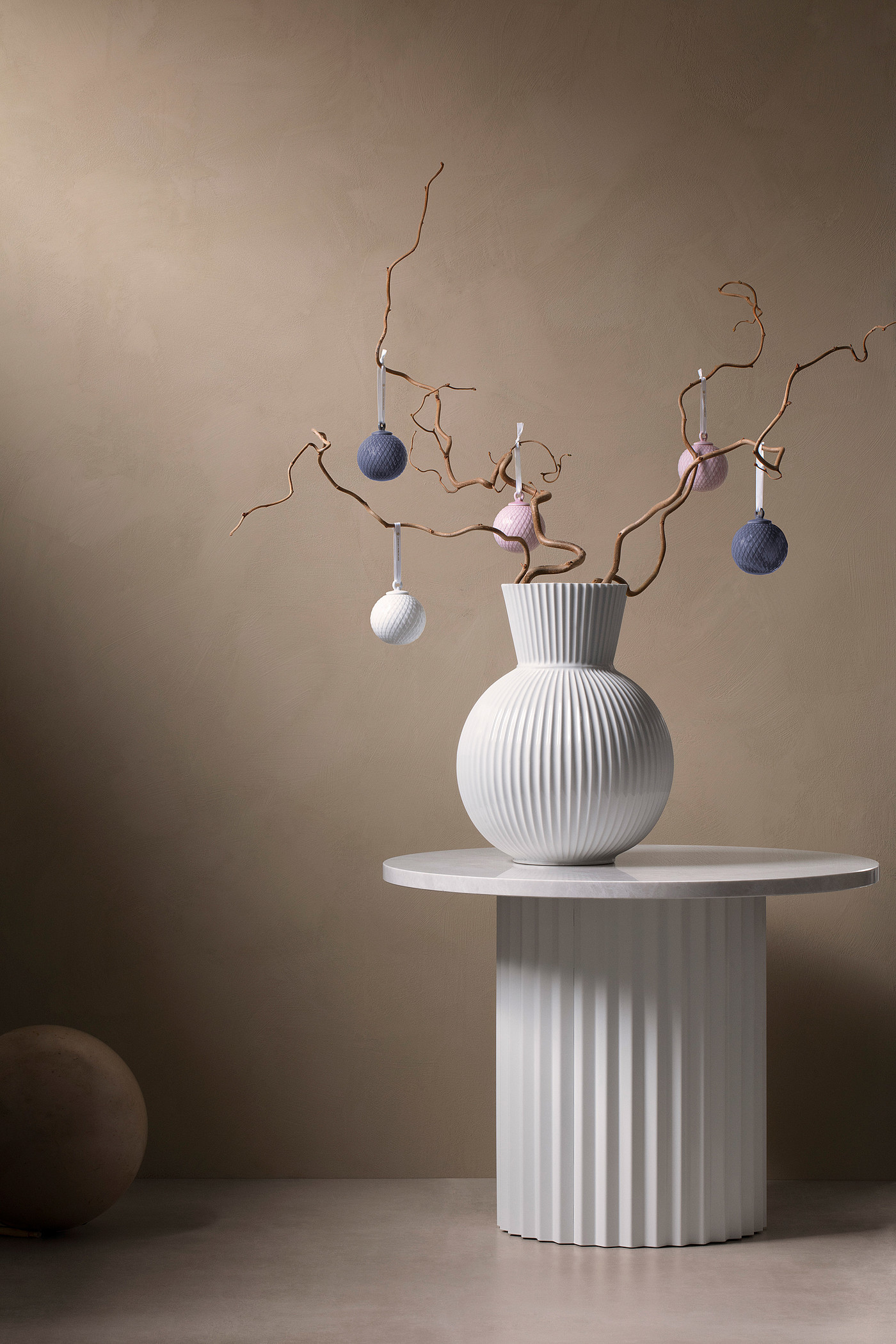 Philip Bro，white，vase，Porcelain，