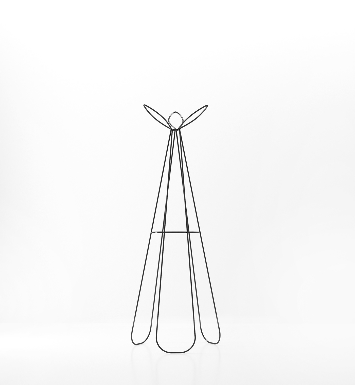 coat hanger，Hollowed out，rose，Simplicity，steel wire，