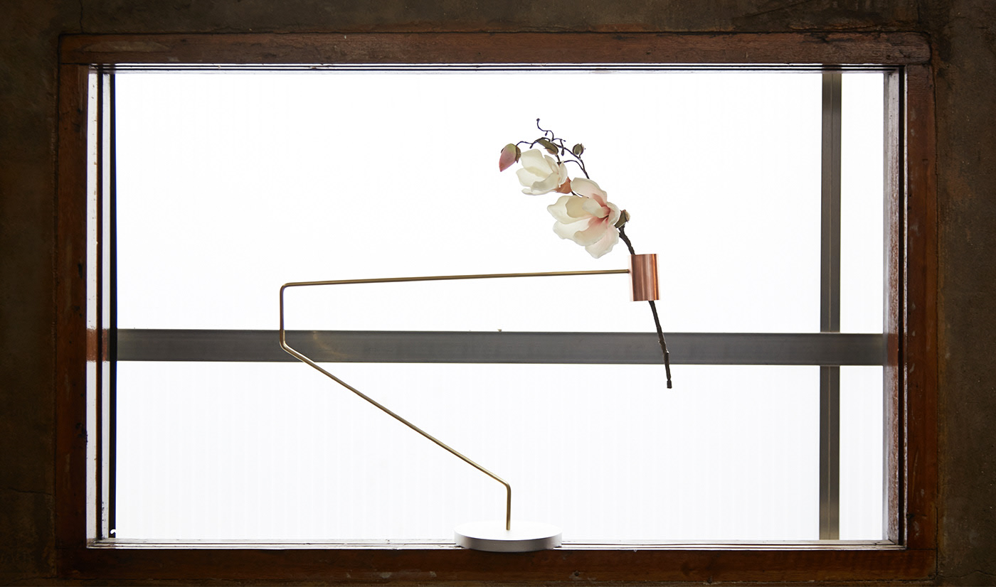 Flower rack，brass，glass tube，