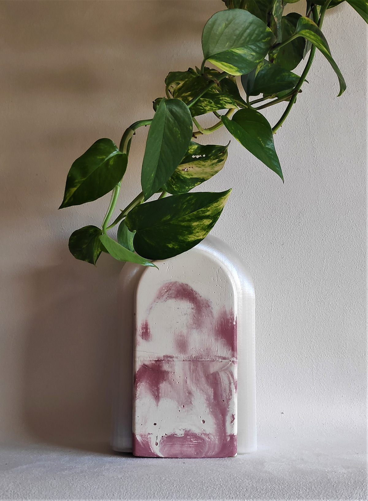 Aida García，KABU PORTABLE，lamps and lanterns，portable，Charging base，U-shape，