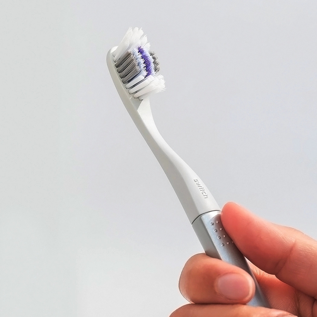 toothbrush，Toothbrush head，Discoloration，
