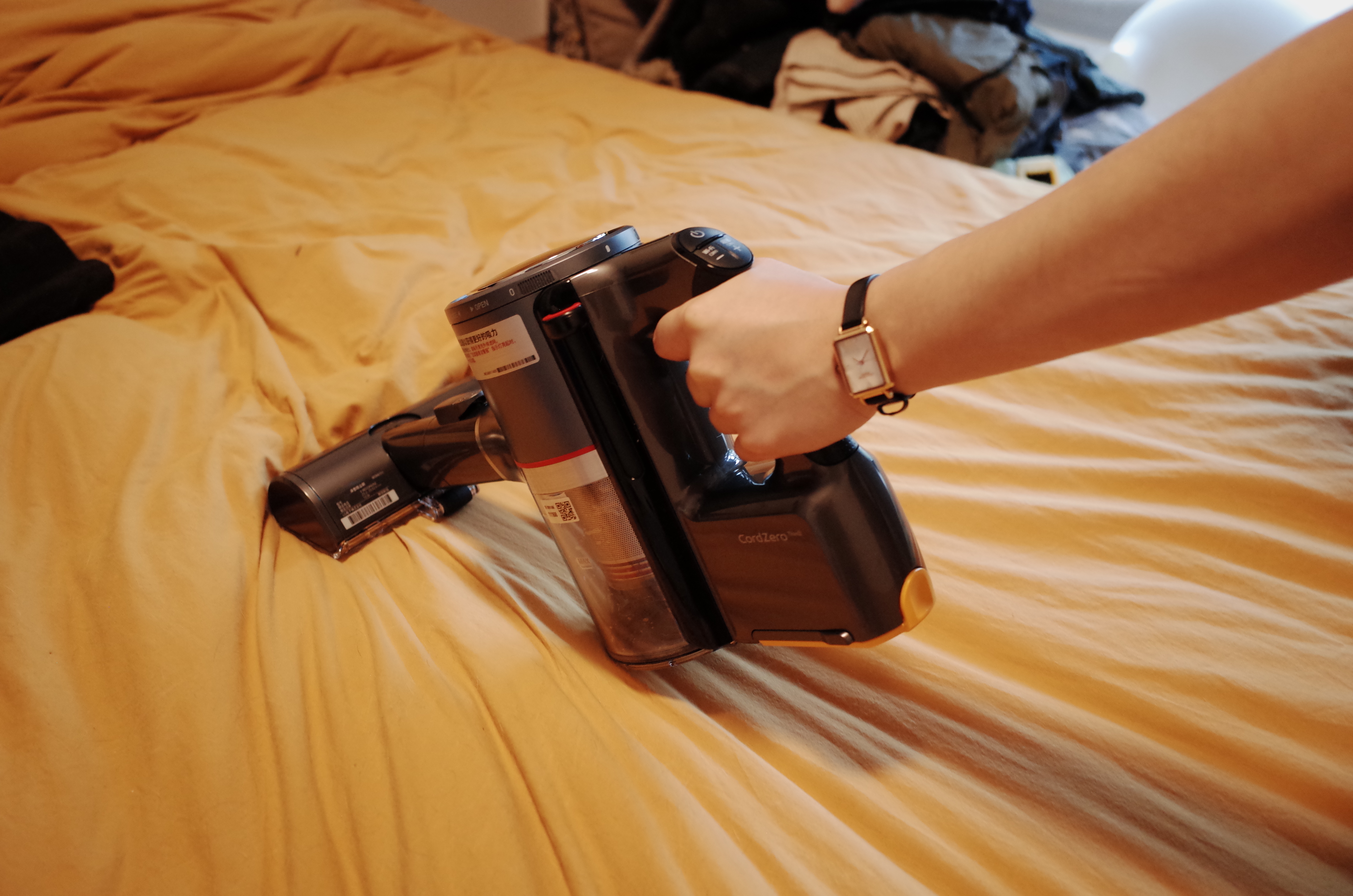 New product evaluation of LG a9k vacuum cleaner，Furniture designer almond vegetable head，