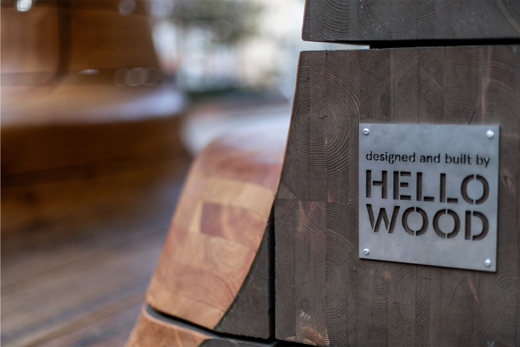 Hello Wood，bench，communal facilities，Solar charging socket，WiFi hotspot，