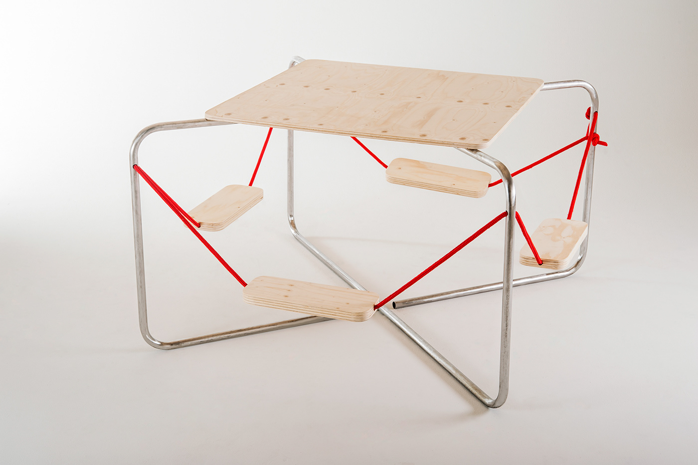 Outdoor furniture，chair，Equilibrium，industrial design，